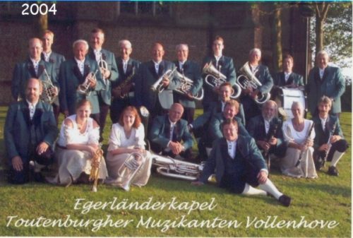 2004